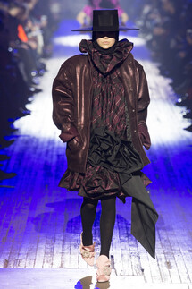 Marc Jacobs Fall 2018 Ready-to-Wear Марк Джейкобс осень зима 2018 коллекция неделя моды в Нью Йорке Mainstyles